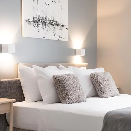 Apartmán Velebit - Luxury Steps Away From Adriatic Sea, With Private Pool And Stunning Views *