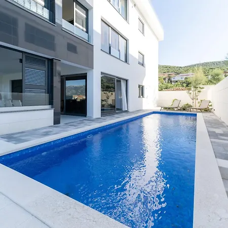 Velebit - Luxury Steps Away From Adriatic Sea, With Private Pool And Stunning Views Виньерац