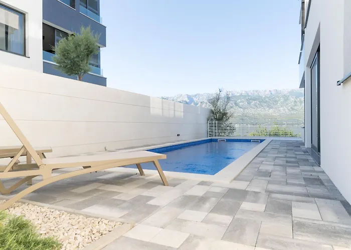 Апартаменты Velebit - Luxury Steps Away From Adriatic Sea, With Private Pool And Stunning Views Виньерац