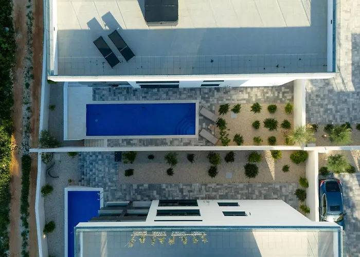 Velebit - Luxury Steps Away From Adriatic Sea, With Private Pool And Stunning Views * Виньерац