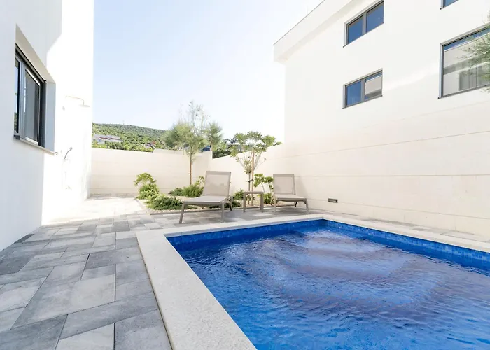 Апартаменты Velebit - Luxury Steps Away From Adriatic Sea, With Private Pool And Stunning Views *
