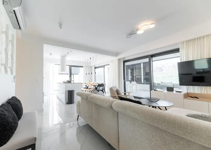 Velebit - Luxury Steps Away From Adriatic Sea, With Private Pool And Stunning Views * Виньерац