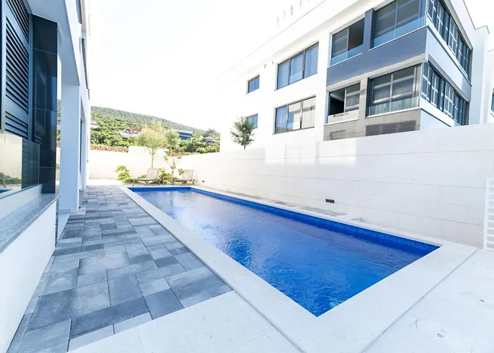 Velebit - Luxury Steps Away From Adriatic Sea, With Private Pool And Stunning Views Апартаменты *