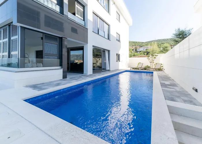 Velebit - Luxury Steps Away From Adriatic Sea, With Private Pool And Stunning Views Виньерац