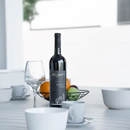 Velebit - Luxury Steps Away From Adriatic Sea, With Private Pool And Stunning Views Lejlighed