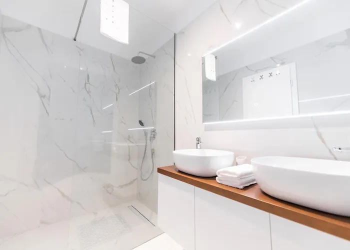 Velebit - Luxury Steps Away From Adriatic Sea, With Private Pool And Stunning Views * فينجيراك
